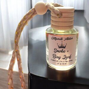 Smoke and Bay Leaf Scented Glass Hanging Car Oil Diffuser Freshener 8ml